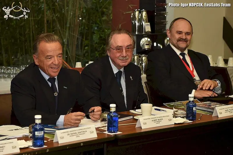 2015 IFBB EXECUTIVE COUNCIL MEETING — 2015 IFBB EXECUTIVE COUNCIL MEETING