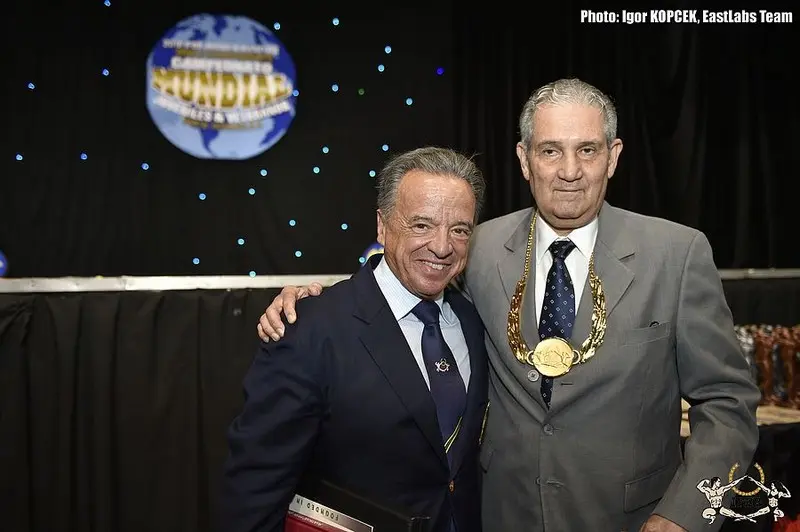 DR. JOSE JOAQUIN PUELLO RECEIVED IFBB GOLD ORDER — Galery DR. JOSE JOAQUIN PUELLO RECEIVED IFBB GOLD ORDER
