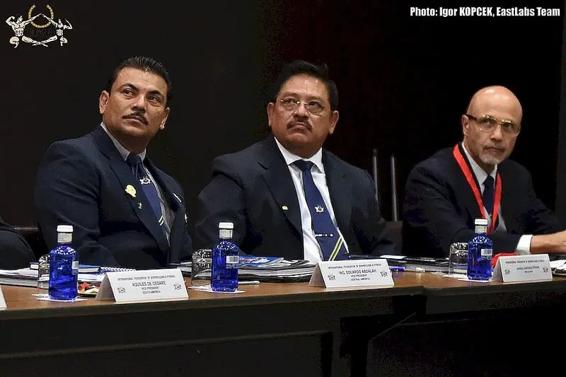2015 IFBB EXECUTIVE COUNCIL MEETING — 2015 IFBB EXECUTIVE COUNCIL MEETING