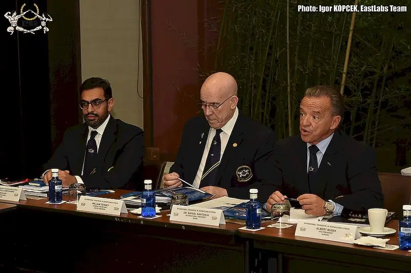 2015 IFBB EXECUTIVE COUNCIL MEETING — 2015 IFBB EXECUTIVE COUNCIL MEETING